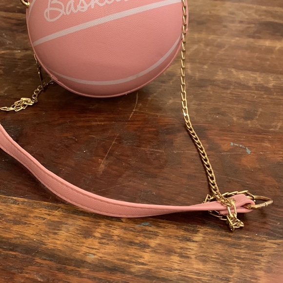 Handbag‎ - Picture 2 of 4